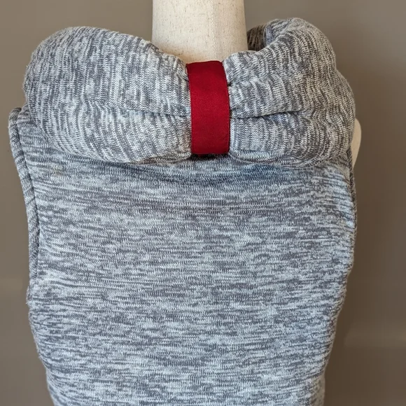 SOLDWisconsin Badgers Antigua Gray Zip Puffer Vest Hood Women's Size Large Bucky - Picture 4 of 9